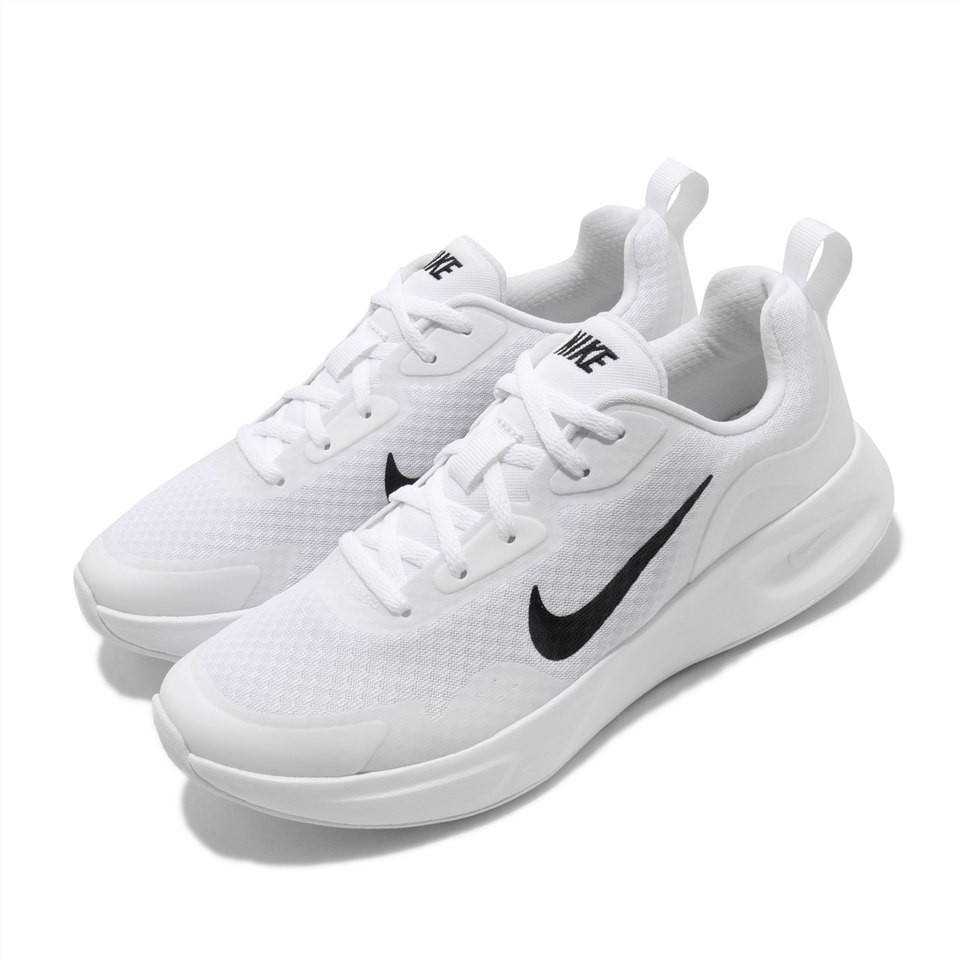 Nike sports shoes